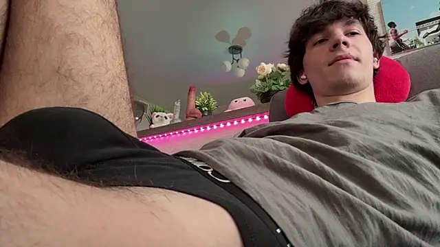 Jeremy1Scott Live XXX-Chat