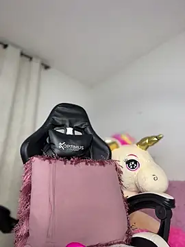 Miaa_love6969: онлайн-секс-чат