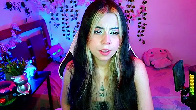 แชท XXX สดของ Kittyuwu_