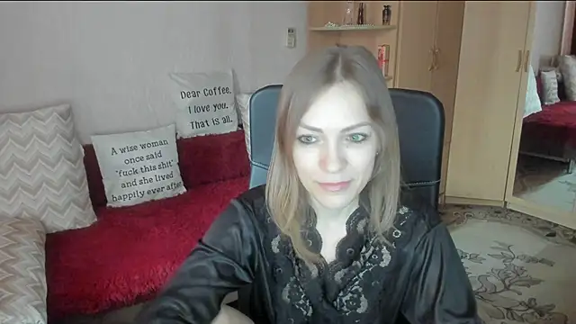 Tiffany_Bates élő XXX-chatje