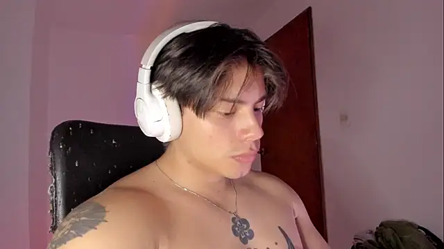 Giordano_Russo 网络视讯表演