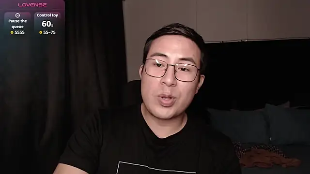 andrewmhilton_'s Live XXX Chat