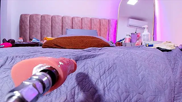 Show de _linda_milk_ na webcam