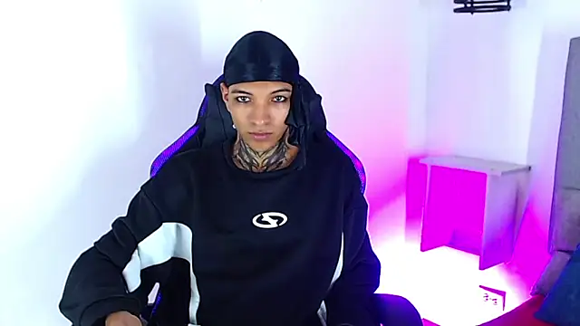 XXX chat uživo modela Rick_Wade