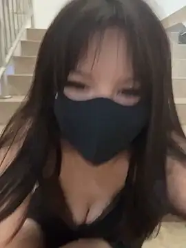 Carlin-yiyi's Live XXX Chat