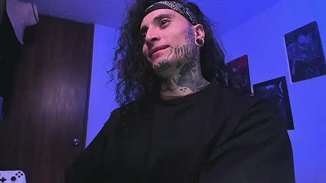 XXX chat uživo modela Ryuk_it