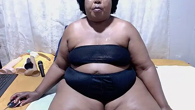 MatureBootyBabe4Uxxn Webbikameraesitys