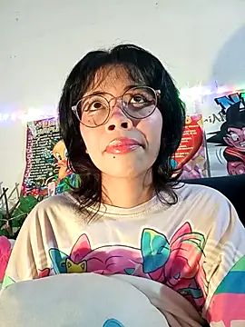 dolliette24: онлайн-секс-чат