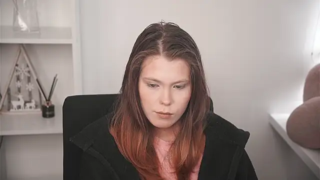 MarnieWootan: онлайн-секс-чат