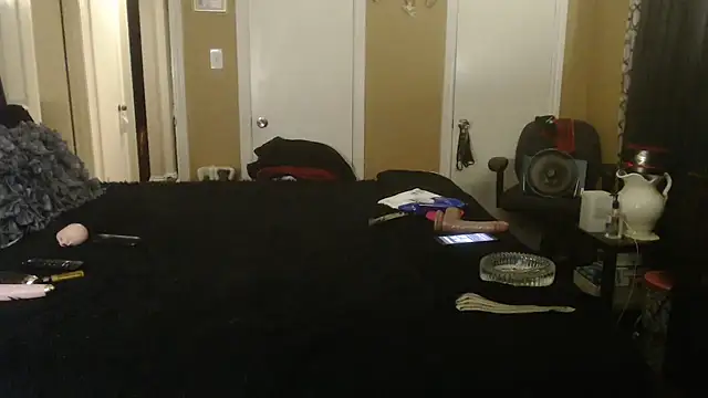 DivatheSnakecharmer – Live XXX-chat