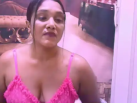 IndianSexyLady20 现场XXX聊天