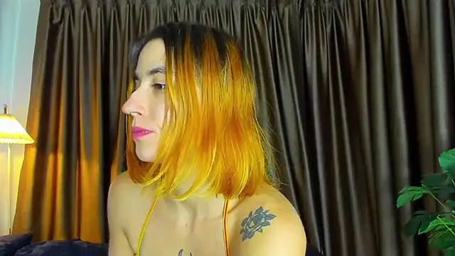 Show modela acidlampa420 na web-kameri