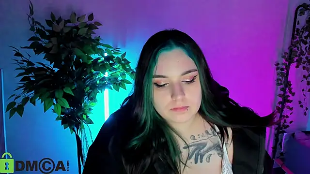 Mia_R0ss: онлайн-секс-чат