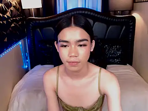 ItsurGirlMiana – Live XXX-chat