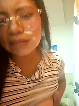 Baby_Luna25 Chat XXX live