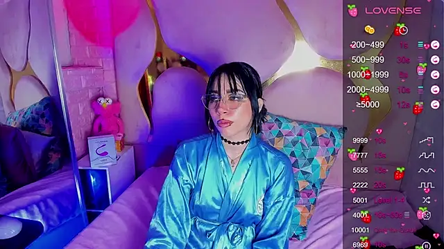 Czat XXX na żywo – NaniiSisy