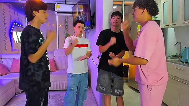 Houseofwarrios: онлайн-секс-чат