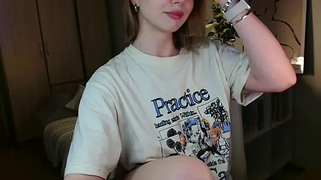 mynameloveeeeee – Naživo XXX chat