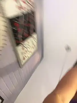 دردشة _Eurekaa_ الجنسية المباشرة