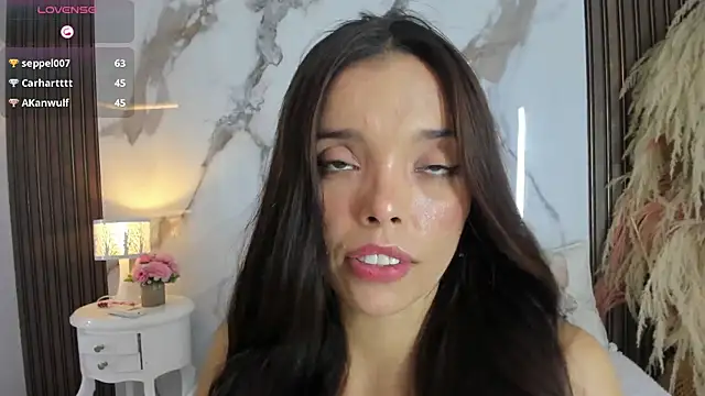 hannahill69 Live XXX-Chat