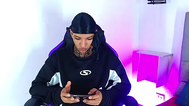 Chat XXX ao vivo de Rick_Wade