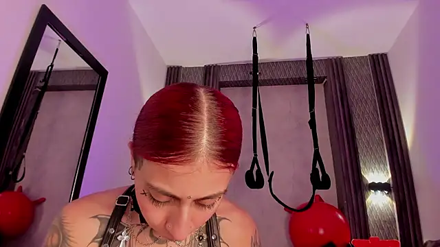 Chat +18 de selene_red_ ao vivo