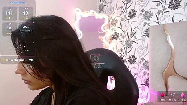 Chat +18 de Gaby_tay1 ao vivo