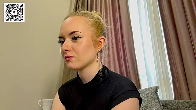 Dari_Foxx élő XXX-chatje