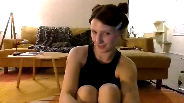 Pokazy przed kamerką – lilliabloom