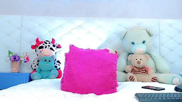 hanna_dolls_ élő XXX-chatje