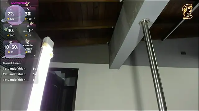 Skarleth_queen élő XXX-chatje