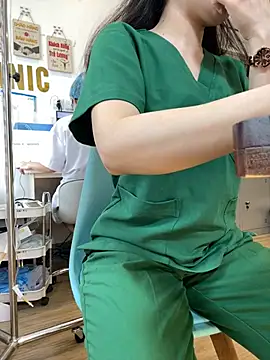 Clinic_Sexy élő XXX-chatje