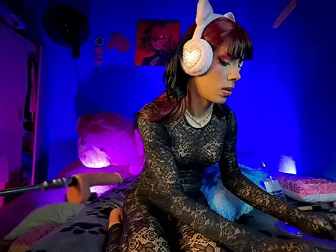 Naugth_channel_ts Adlı Modelin Canlı XXX Sohbeti