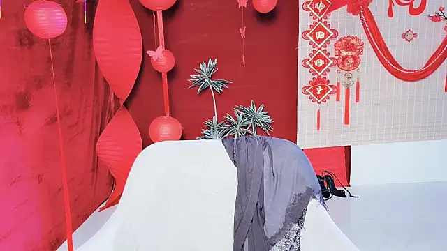 BeBoo-Sweet Adlı Modelin Canlı XXX Sohbeti