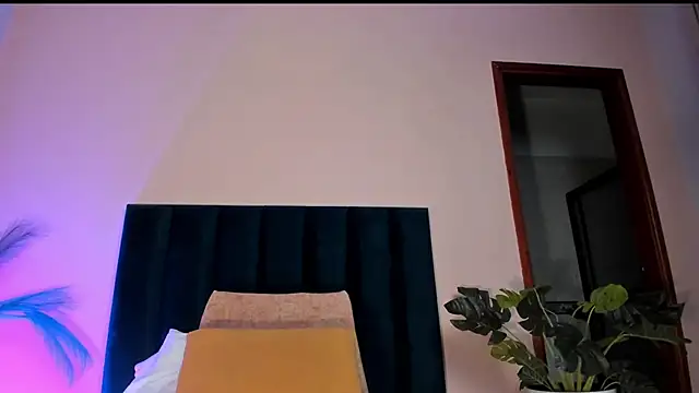 NoraDasilvan Live XXX chat