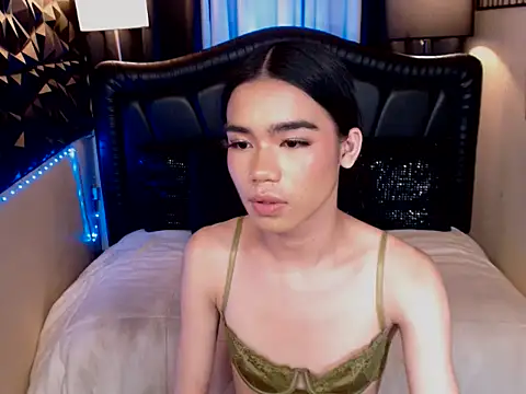 ItsurGirlMiana Pertunjukan Webcam