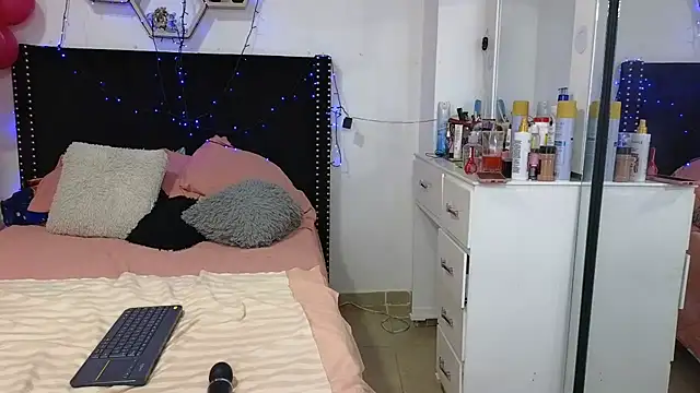 charlotte_077 라이브 XXX 채팅