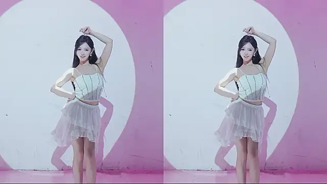 XXX chat uživo modela SSF-888