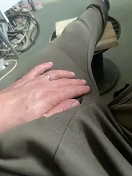 Marius1991: διαδικτυακό σόου στην κάμερα