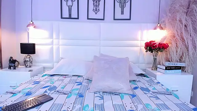 Mia_Bailey_n Webbikameraesitys