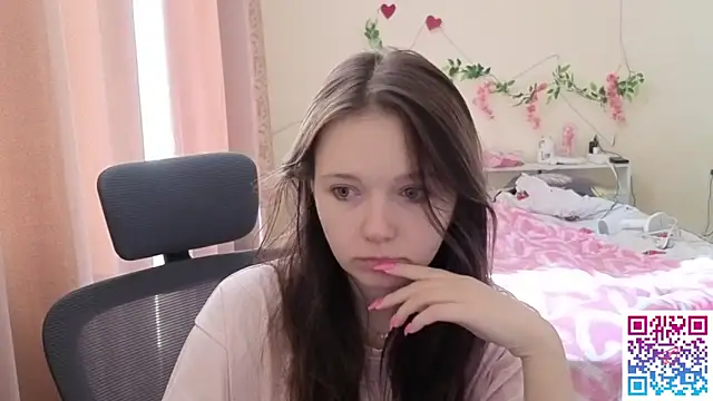 Онлайн чат XXX boozekirs_