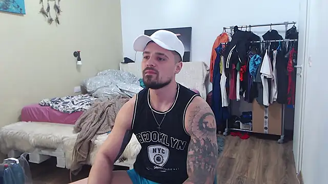 Tiberius_hunk 现场XXX聊天