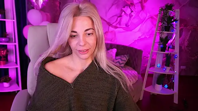 BellaRayyy Webcam Show