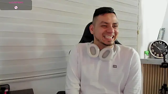 Rick_Adams Live XXX-chat