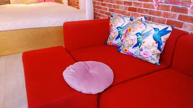 Magic_Eyes__ Adlı Modelin Canlı XXX Sohbeti