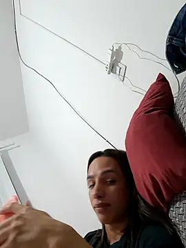 Chat +18 de ofjuliaa ao vivo