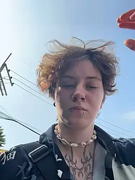 IceMur Adlı Modelin Canlı XXX Sohbeti