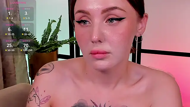 Chat XXX en directo de LianaFord