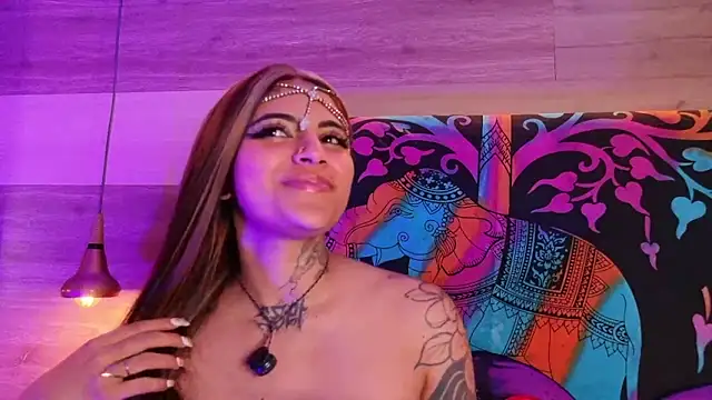 Cori_Paige: онлайн-секс-чат