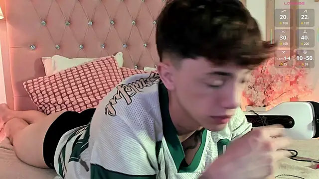 Tomy_Rox Adlı Modelin Web Kamerası Şovu